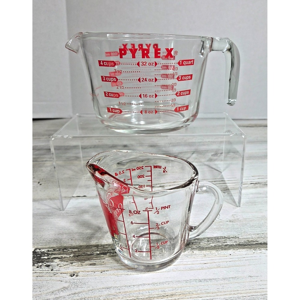 Vintage Pyrex 4 Cup & Anchor Hocking 1 Cup Measuring Cups Set Red Letters CHIP